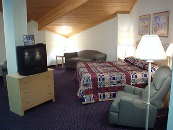 Ameristay Inn & Suites Waverly Esterno foto